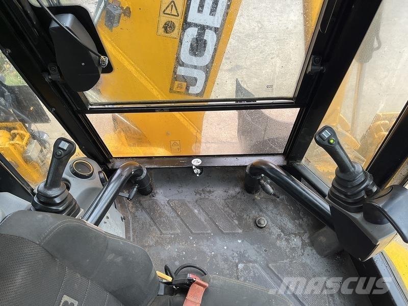 JCB 3CX Compact Crawler Excavators
