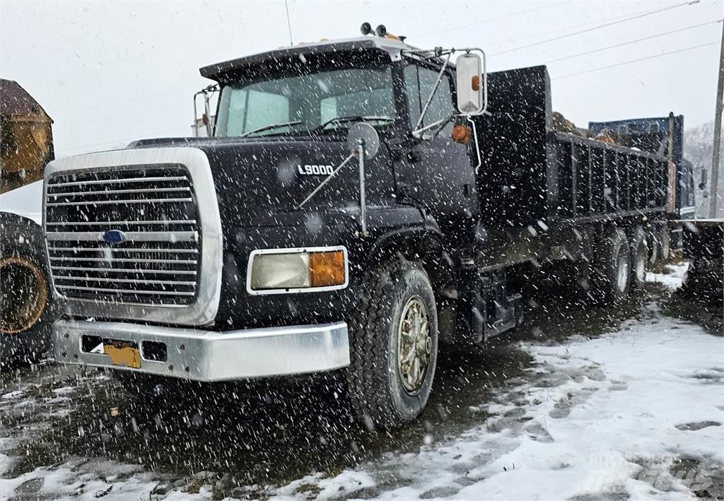 Ford L9000 Other