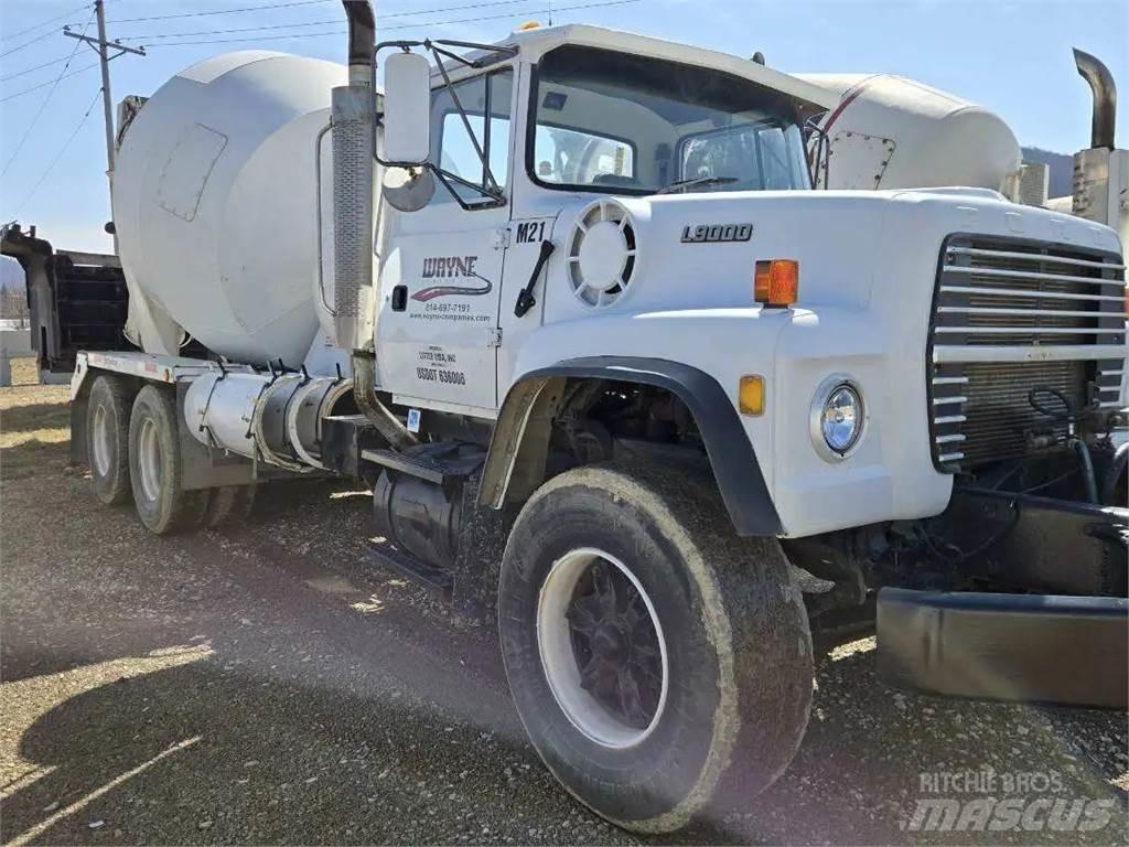 Ford L9000 Other