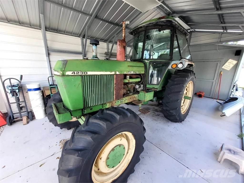 John Deere 4230 Tractors