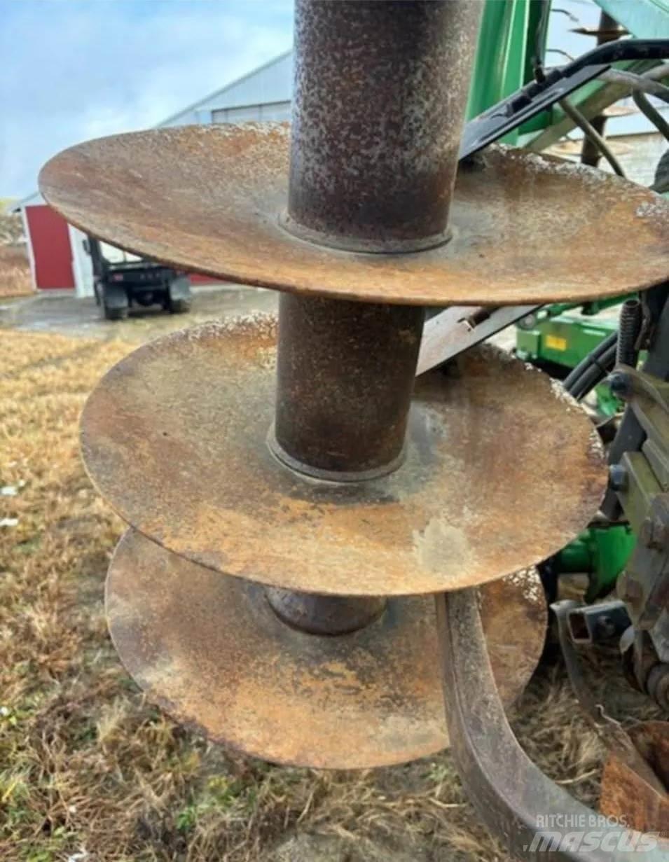 John Deere 637 Other