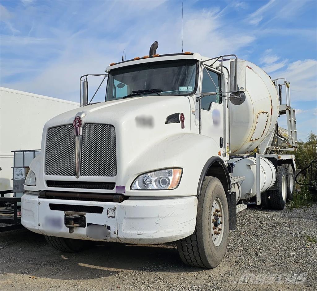 Kenworth T440 Other