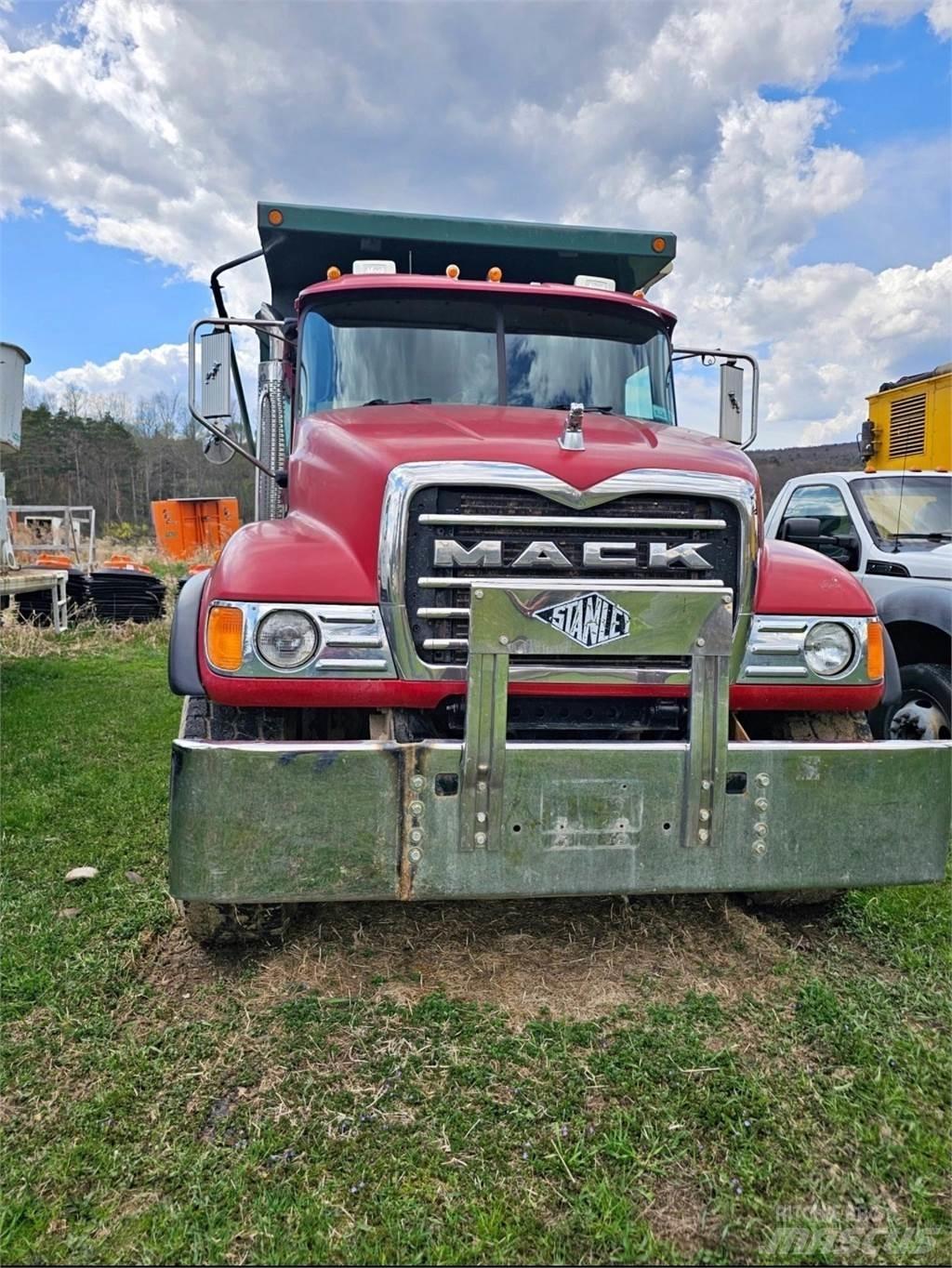 Mack Cv713 Other