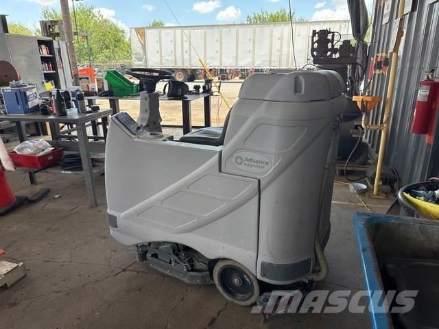 Advance 3220C Indoor sweepers
