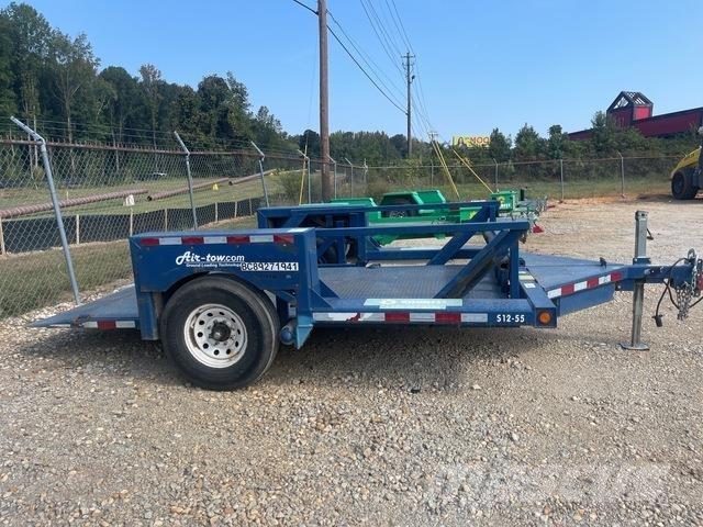 Air-Tow S12-55 Lowboy trailer