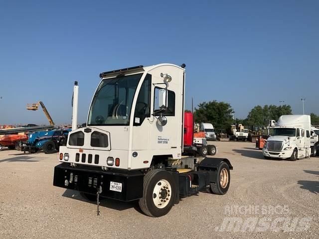Autocar  Shunt Trucks