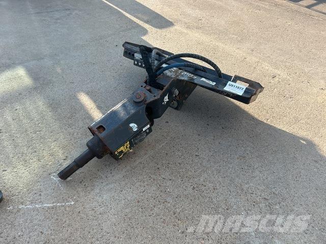 Bobcat 30C Drilling Equipment