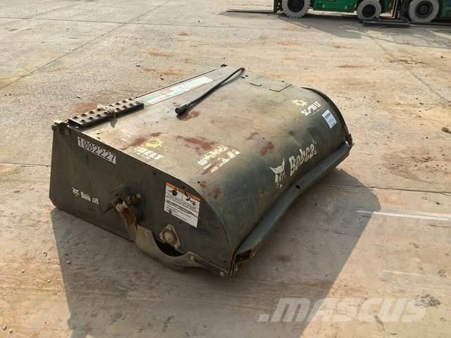 Bobcat 6707144 Sweepers