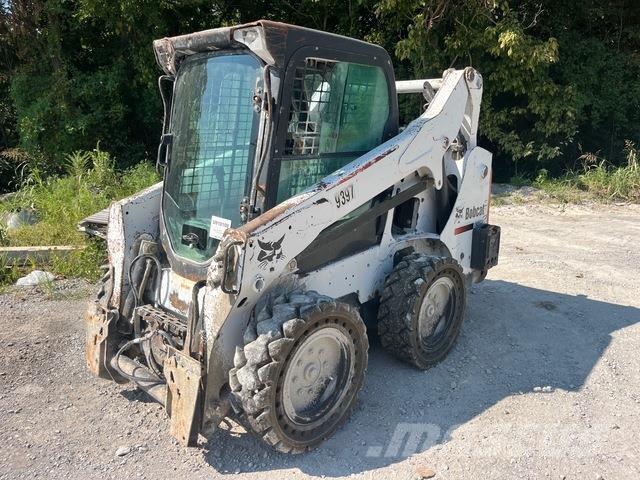 Bobcat S570 Skid Steer Loaders