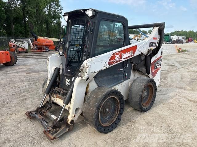 Bobcat S76 Skid Steer Loaders