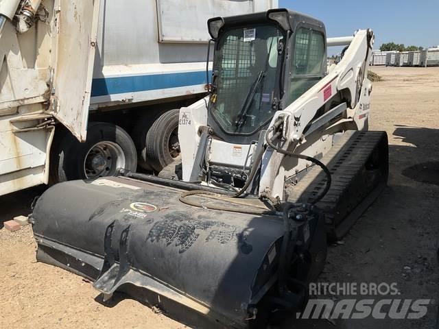 Bobcat T870 Skid Steer Loaders