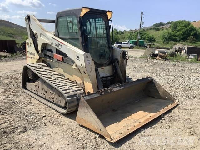 Bobcat T870 Skid Steer Loaders