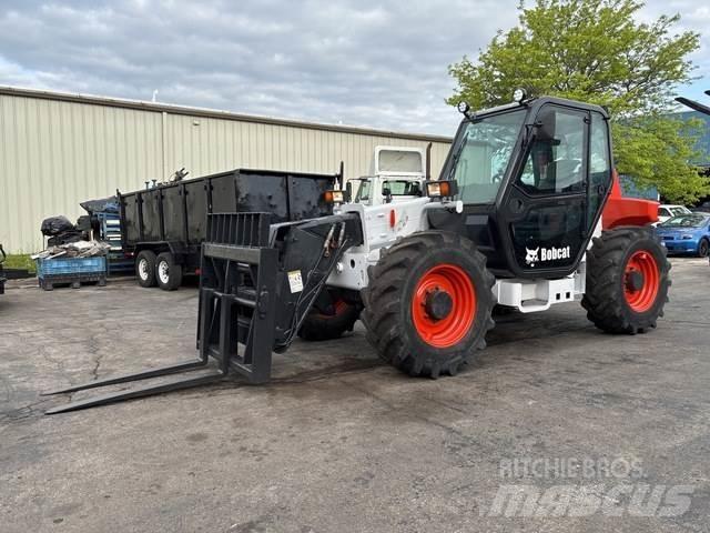Bobcat V723 Telescopic Handlers