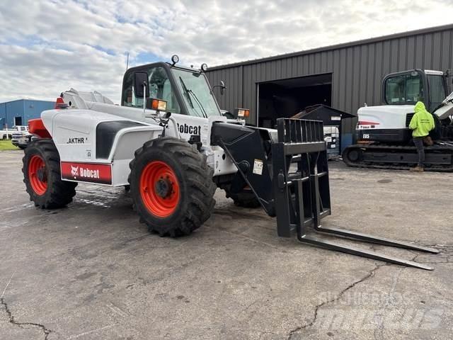 Bobcat V723 Telescopic Handlers