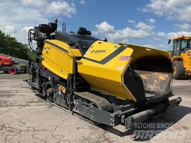 Bomag CR-820T Asphalt pavers