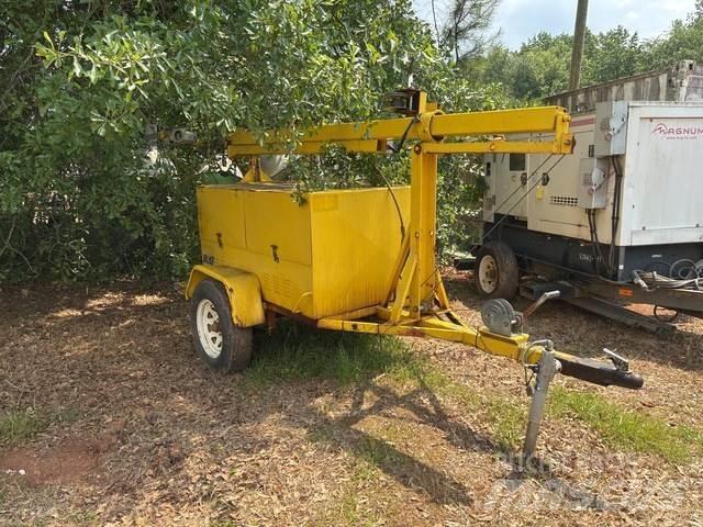 Boss BGK64M II Light Towers