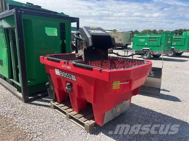 Boss VBX 6500 Sand and salt spreaders