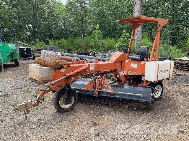 Broce BB250B Indoor sweepers