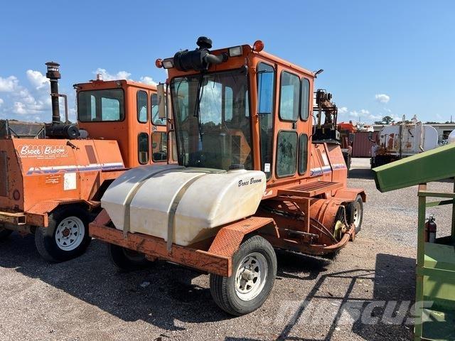 Broce KR350 Indoor sweepers