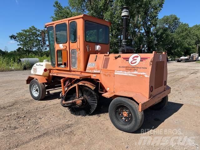Broce RJ350 Indoor sweepers
