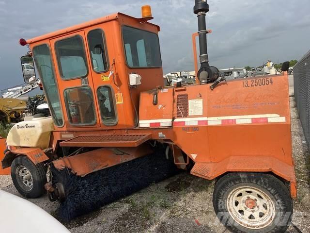 Broce RJT350 Indoor sweepers