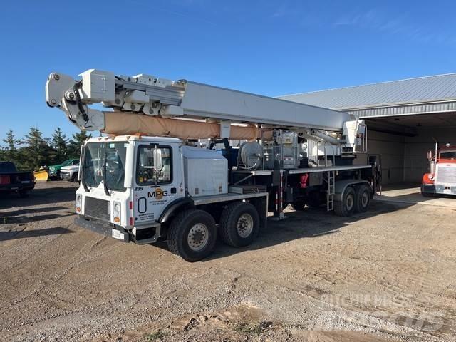 Bronto S178HDT Crawler Cranes