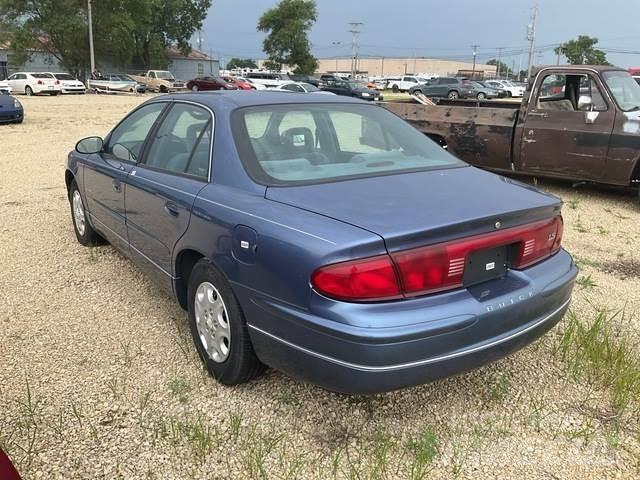 Buick Regal LS Automobiles / SUVS