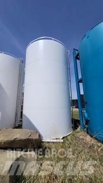  Calroc Tank Trailers