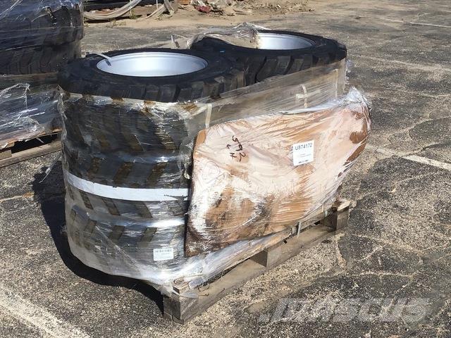  Camso SKS532 Tires, wheels and rims