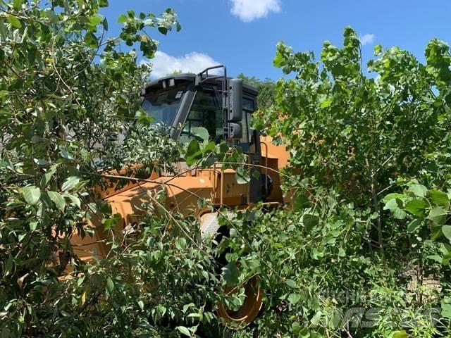 CASE 330 Articulated Dump Trucks (ADTs)