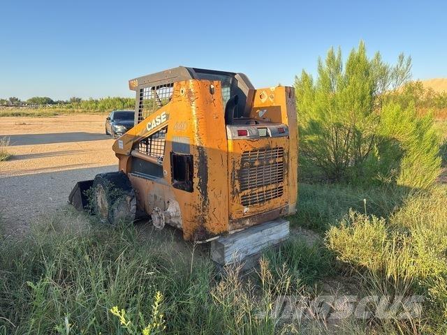 CASE 440 Skid Steer Loaders