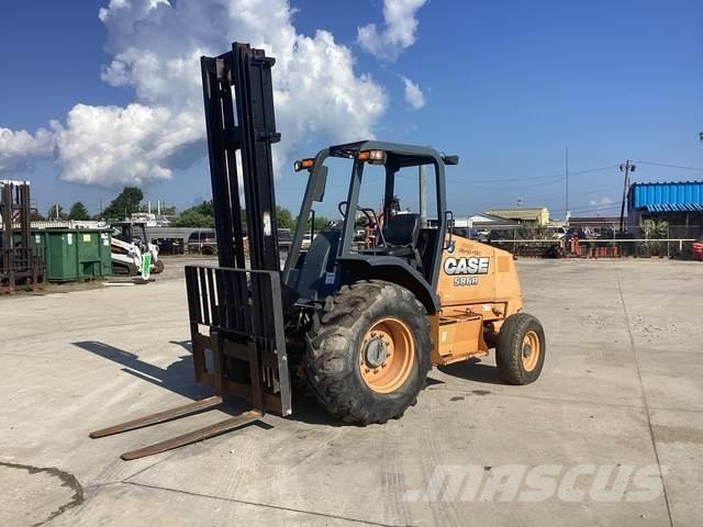 CASE 586H 2WD Rough Terrain Trucks