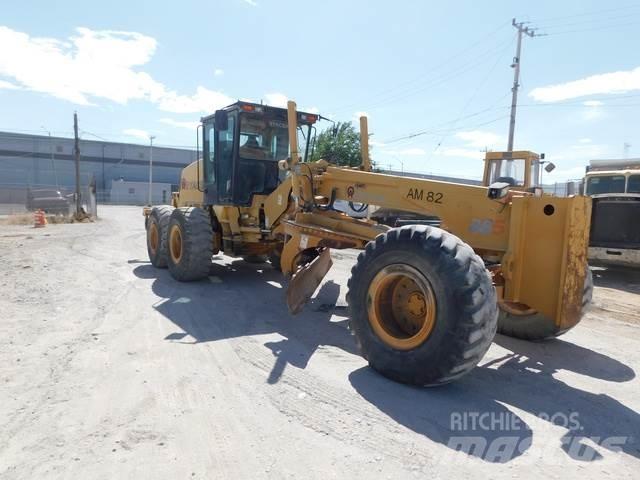 CASE 885 Motor Graders