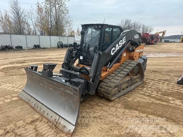 CASE DL550 Skid Steer Loaders