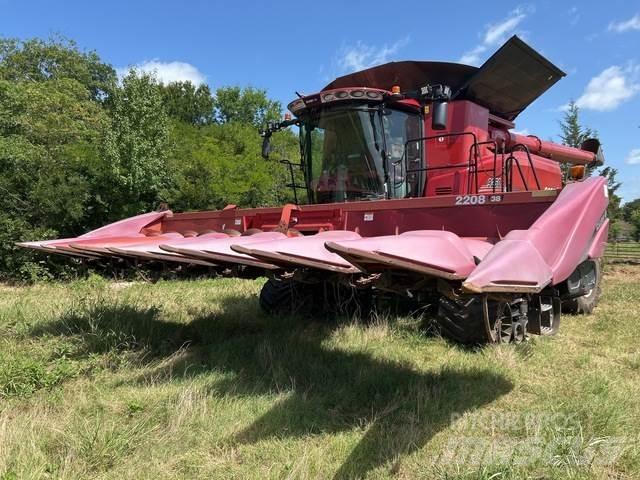 Case IH 2208 Harvester Headers