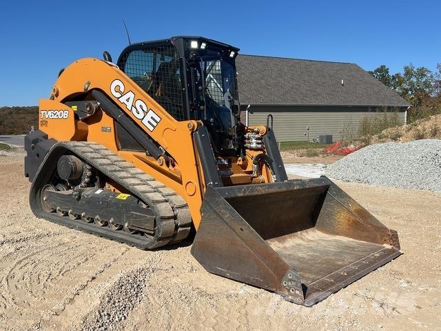 CASE TV620B Skid Steer Loaders