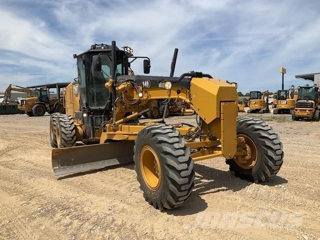 CAT 140 Motor Graders