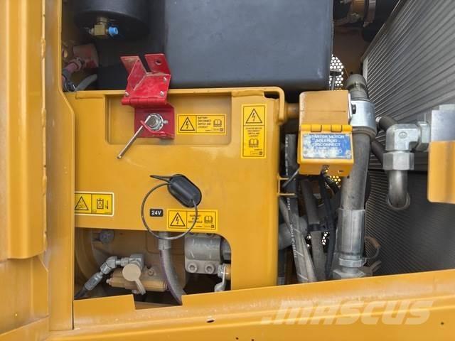 CAT 150 Motor Graders