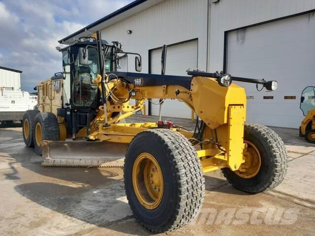 CAT 160 Motor Graders