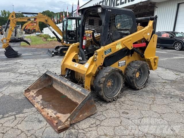 CAT 242D Skid Steer Loaders