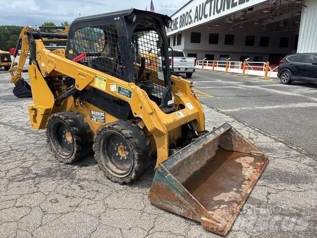 CAT 242D Skid Steer Loaders
