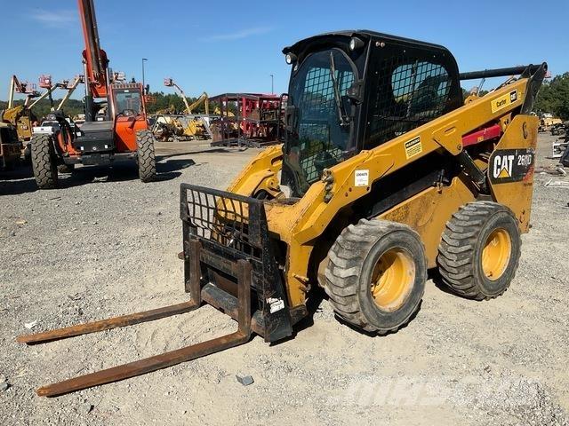 CAT 262D Skid Steer Loaders