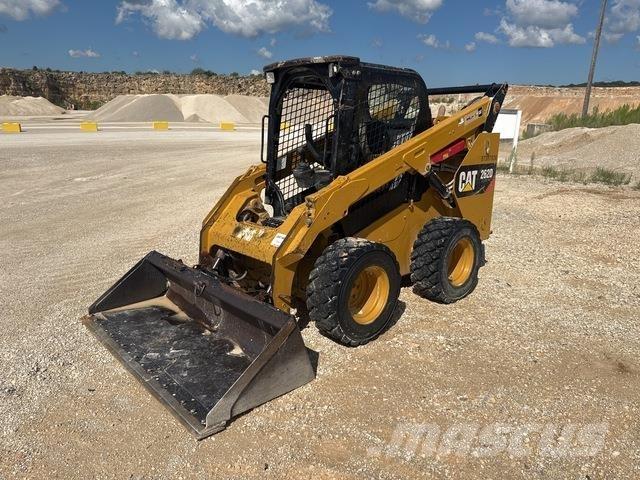 CAT 262D Skid Steer Loaders