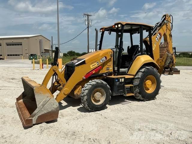 CAT 420 Backhoe Loaders