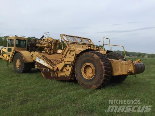 CAT 621G Scrapers