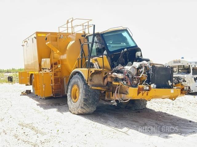 CAT 740B Tank Trucks