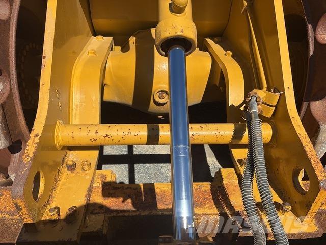 CAT 825H Other