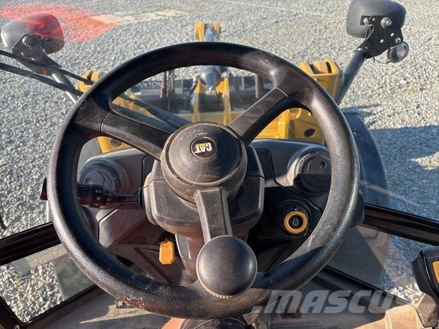CAT 906 Wheel Loaders