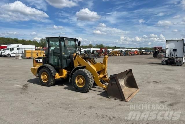 CAT 906M Wheel Loaders