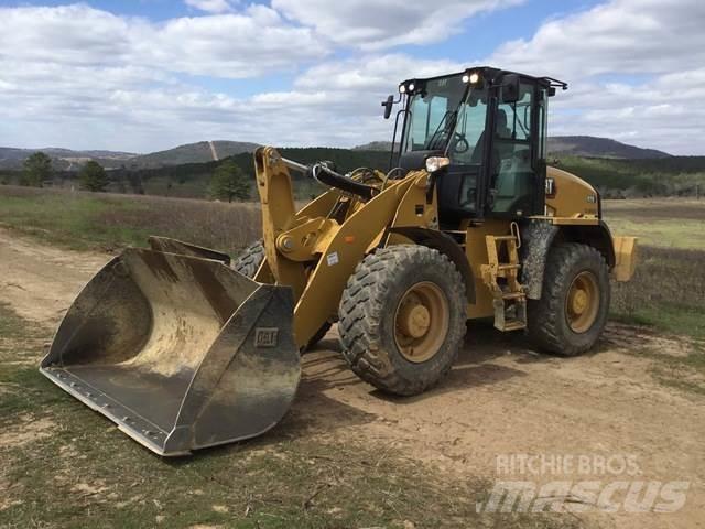 CAT 920 Wheel Loaders